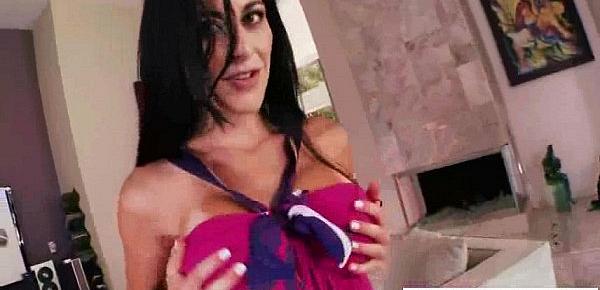  Superb Girl (aubrielle summer) Play On Cam With Sex Stuffs Dildos mov-06